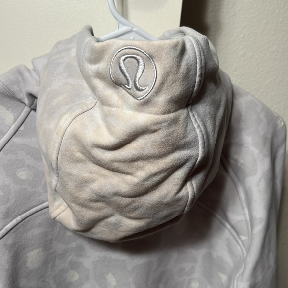 Lululemon Crop Zip Up Hoodie - Picture 4 of 6